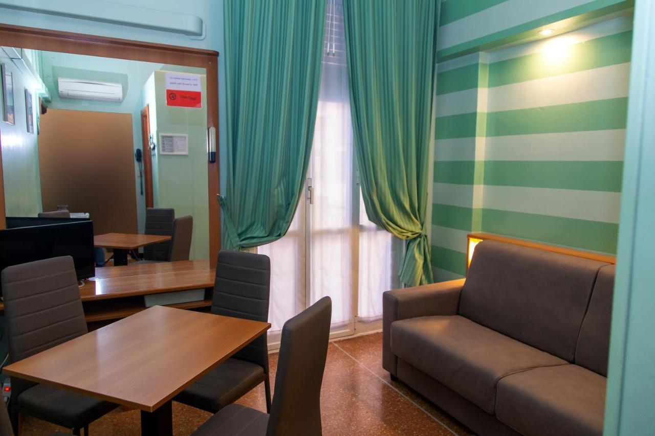 Albergo Glory Borghetto Santo Spirito Exterior photo